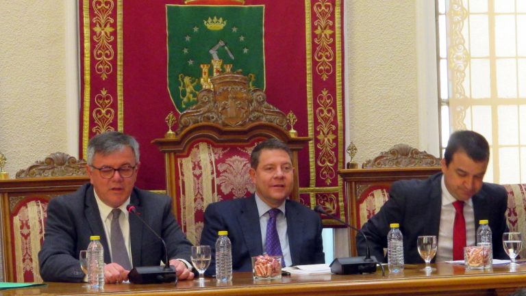 Page anuncia en Hellín una inversión superior a los 100 millones de euros en materia de regadíos durante la próxima legislatura