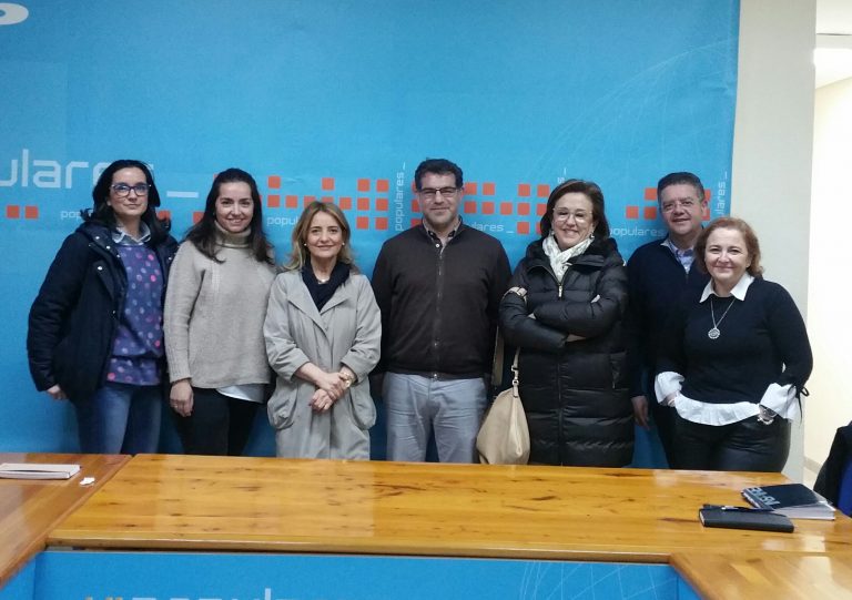 El presidente del PP de Hellín, Manuel Serena, inicia una ronda de contacto con los colectivos de Hellín