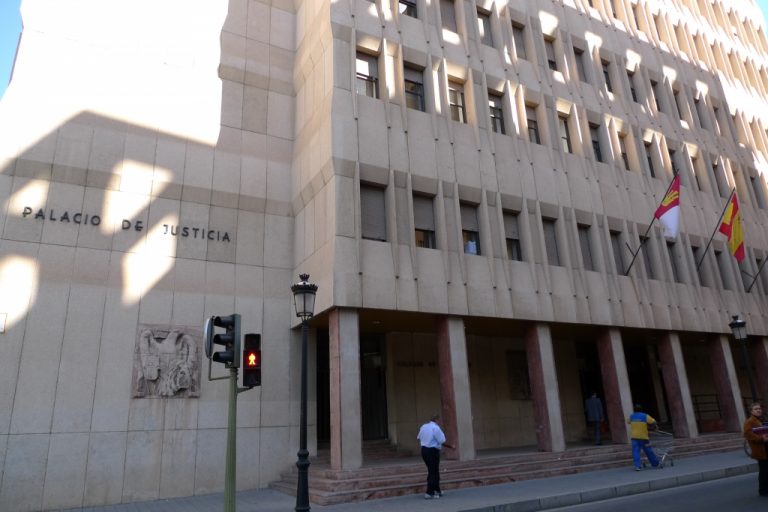 Piden 12 años de cárcel para dos acusados de fabricar y traficar con armas en Hellín