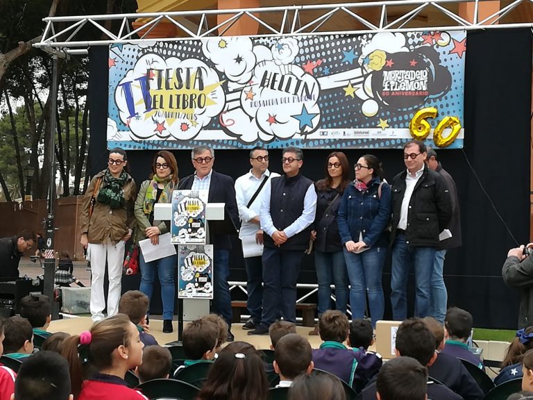 Inaugurada la Fiesta del Libro instalada en la Rosaleda del Parque