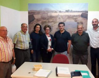 Toma de contacto de Manuel Serena con los responsables de la SAT Mayorazgo de Agramón y la Comunidad de Regantes de la Fuente Principal y Pozo de Contreras