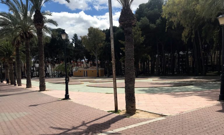 El GM del Partido Popular denuncia el mal estado del mobiliario urbano