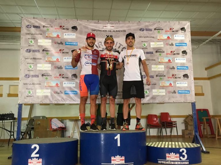 Alberto López segundo en la prueba ciclista de Carcelén