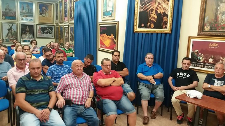 Polémicas, amenazas y sorteos, antes de llegar a la decisión de celebrar nuevas elecciones