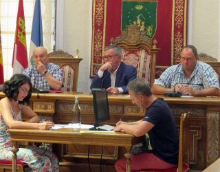 El Pleno aprueba por unanimidad la moción de Ciudadanos para que se respeten las paradas de los trenes en Hellín