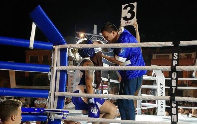 La boxeadora Ángela Andújar Cabrera derrotada en el tercer asalto en su debut en Jumilla