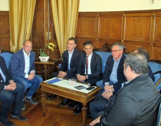 “Mi compromiso es que el  tren híbrido Madrid-Cartagena tendrá una parada en Hellín,   a partir del primer trimestre del próximo año”