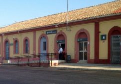 Renfe vuelve a advertir de “viaje con incidencia” en la ruta Hellín–Madrid y señala tramo por carretera