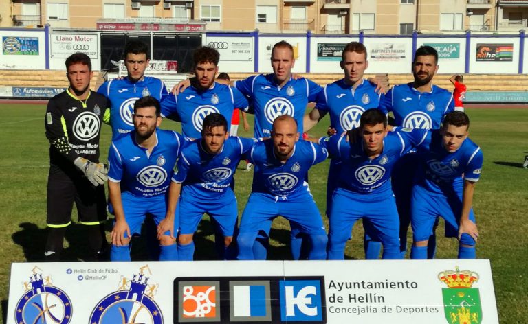 Nueva derrota del Hellín CF en un partido que no debió de perder