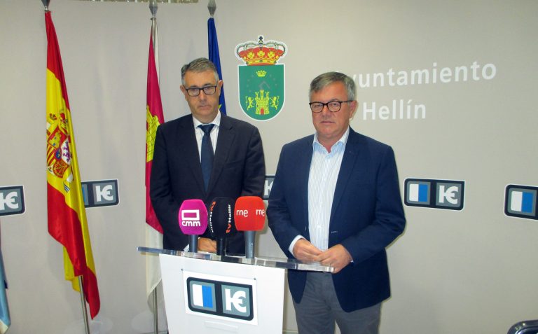Relación exhaustiva de peticiones de Ramón García al presidente de la CHS