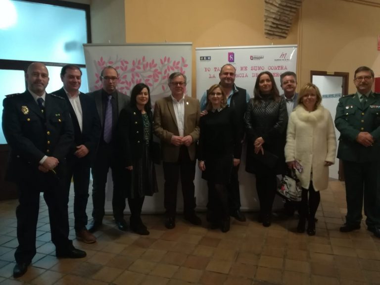 Ramón García y Rosa Cuesta piden seguir trabajando para acabar con la violencia de género