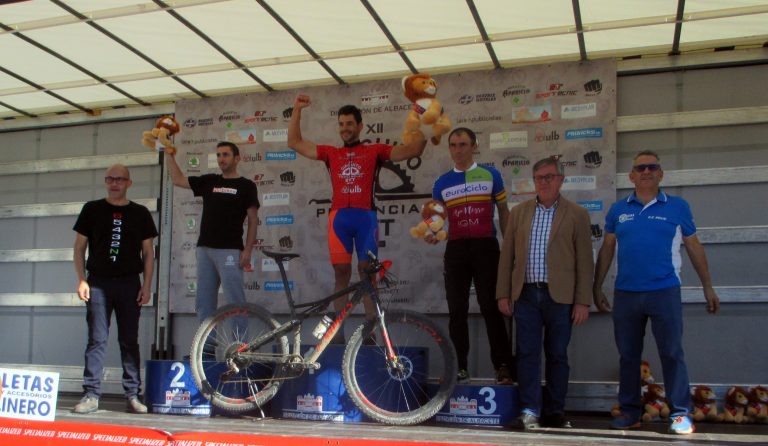 Alberto López gana la carrera de BTT Hellín “Ciudad del Tambor” y se proclama campeón del Circuito por tercera vez
