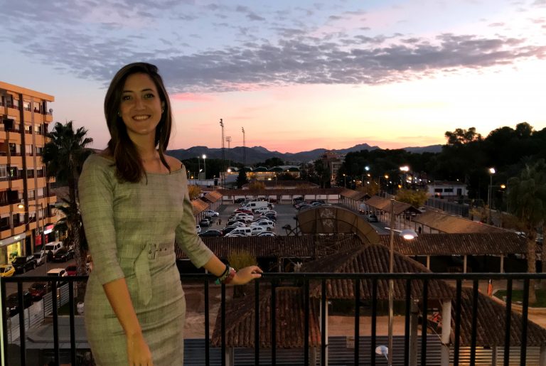 Ana Botía González, una joven de 25 años, nueva notaria de Hellín