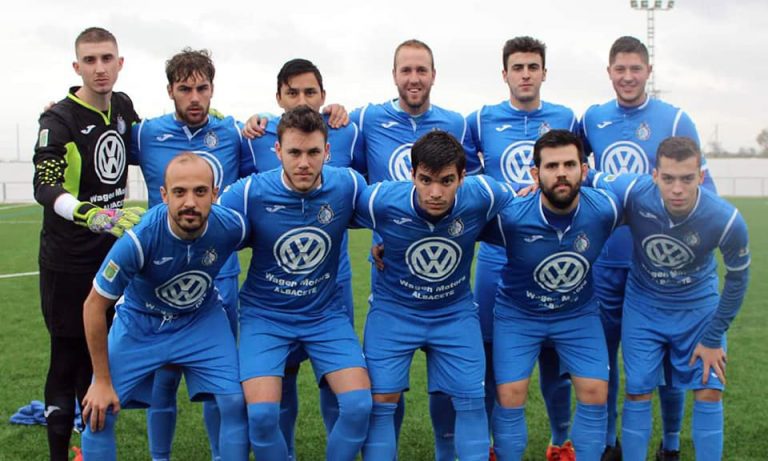 En Valdeganga se cortó la buena racha del Hellín C.F.
