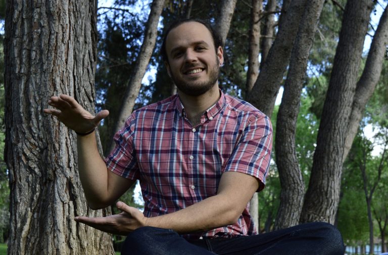 Presentación del libro “Poemas de Juventud” de Luis Aguilar
