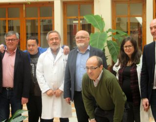 Ramón Lara y Pedro A. Ruiz Santos visitan la Residencia de los Hermanos de Cruz Blanca