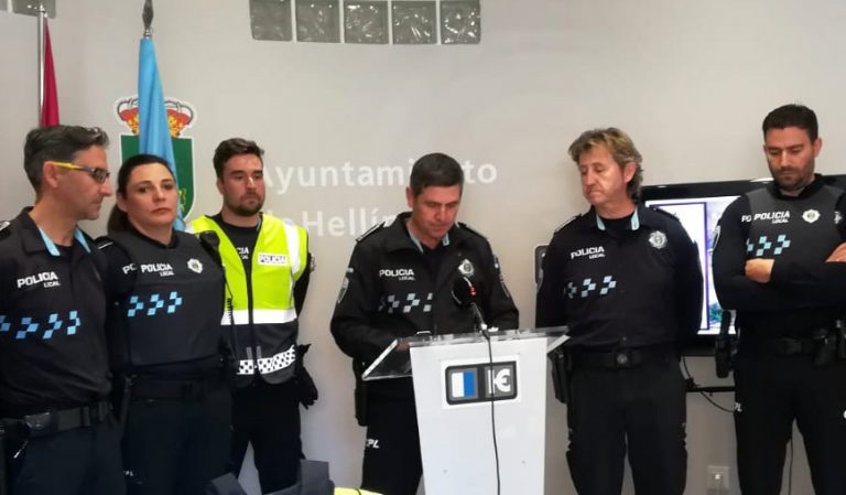 La Policía Local da todo tipo de información sobre las Jornadas de Exaltación