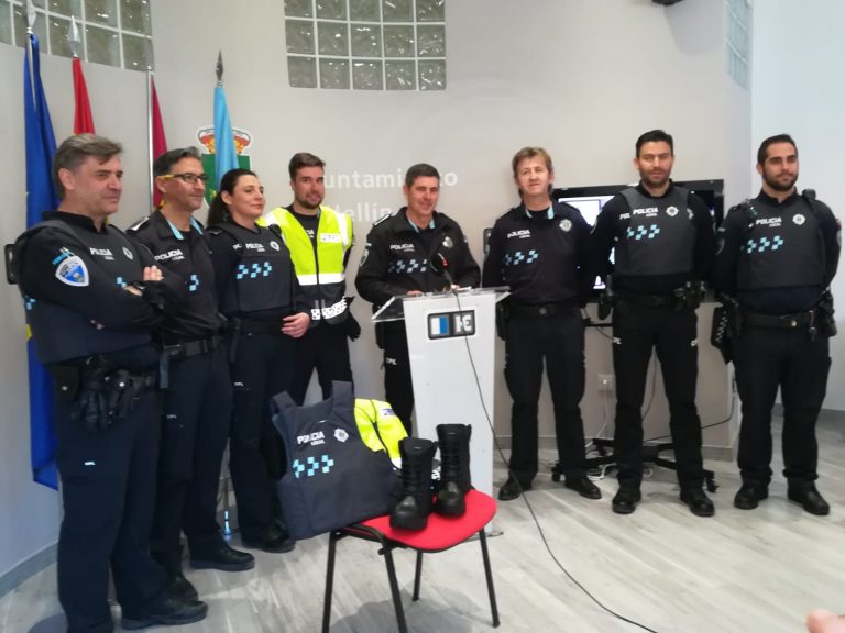 La Policía Local presenta su nueva equipamiento de acuerdo con la situación de alarma que vive el país
