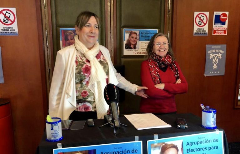 María Jesús López y su equipo inician la recogida de firmas para constituir una agrupación de electores