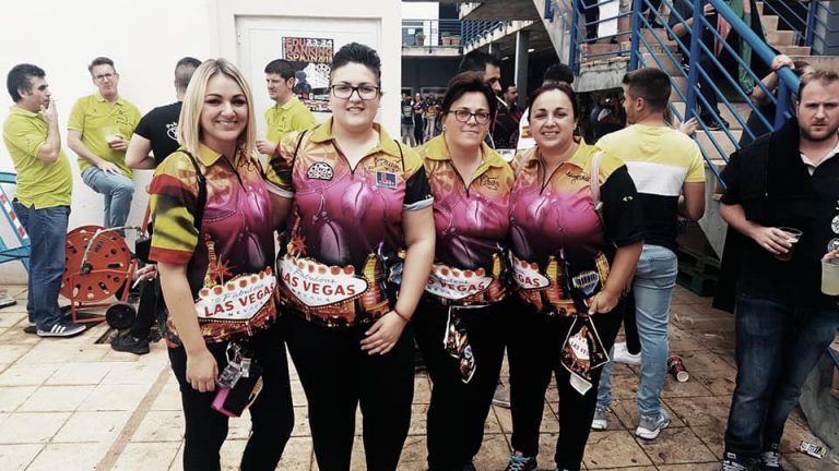 Almudena Fajardo consigue dos medallas en el Campeonato de Dardos Electónicos