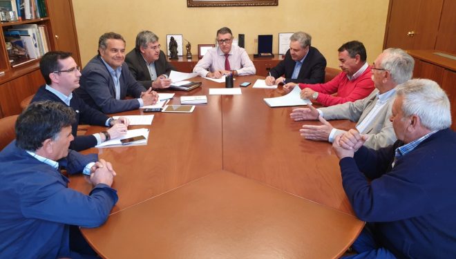 El presidente de la CHS atiende las peticiones de nuevas concesiones para los regantes de Cancarix y Agramón