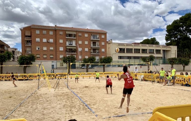 Éxito de los equipos hellineros en el Campeonato Provincial de Voley Playa