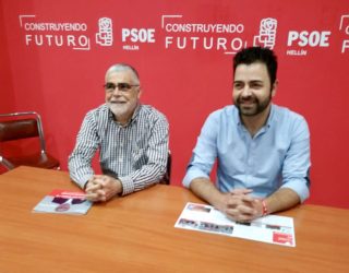 Emilio Pinar y Carlos Castillo desglosaron las áreas de Servicio Sociales, Sanidad y Consumo