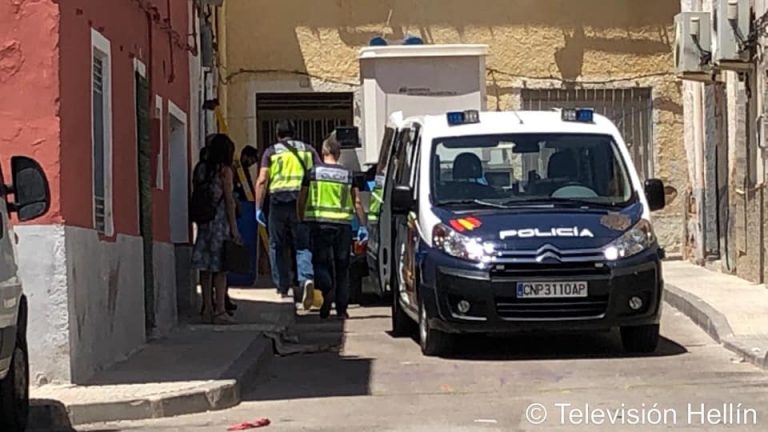  Encontrada una plantación ilegal de marihuana en una vivienda del barrio del Calvario