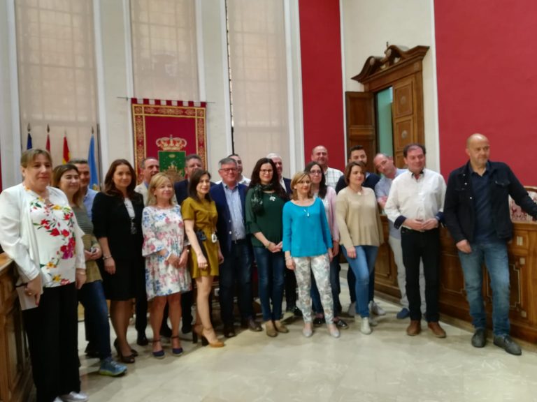 Foto de despedida de la actual Corporación