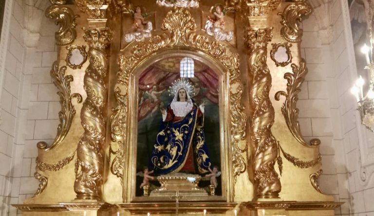 Restaurado el retablo de la imagen de Nuestra Señora de los Dolores