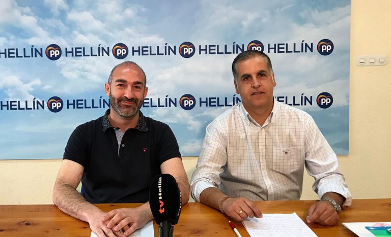El PP pide a Ramón García que no se doblegue ante María Jesús López, “su reciente enemiga y a partir de ahora su fiel aliada”