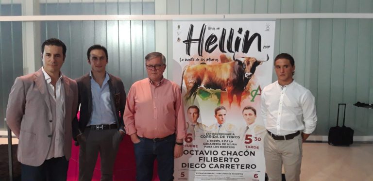 Octavio Chacón, Filiberto y Diego Carretero, cartel del festejo taurino de la próxima Feria
