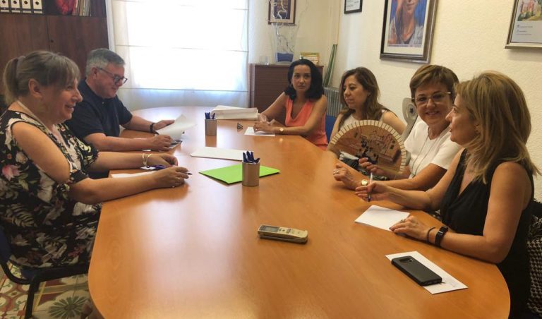 El Ayuntamiento trabajará con AMEDHE en el proyecto “Hellineras Emprenden”