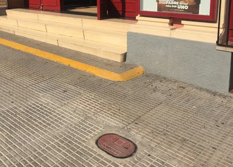 El hidrante de incendios del Teatro Victoria