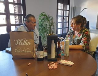 María Jesús López finaliza en Alicante la primera fase de su campaña #HellínTeSuena