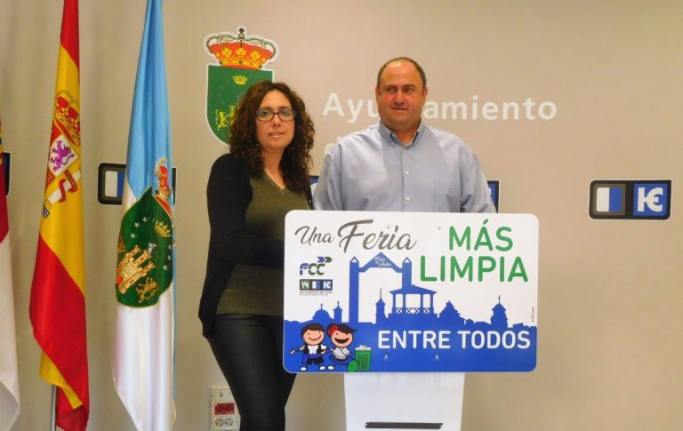 El concejal, Julián Martínez, pide la colaboración de todos los vecinos para mantener la Feria limpia