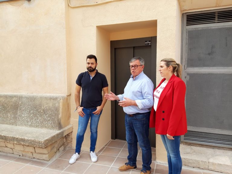 Terminadas las obras de mejora de la  accesibilidad de la Casa de la Cultura