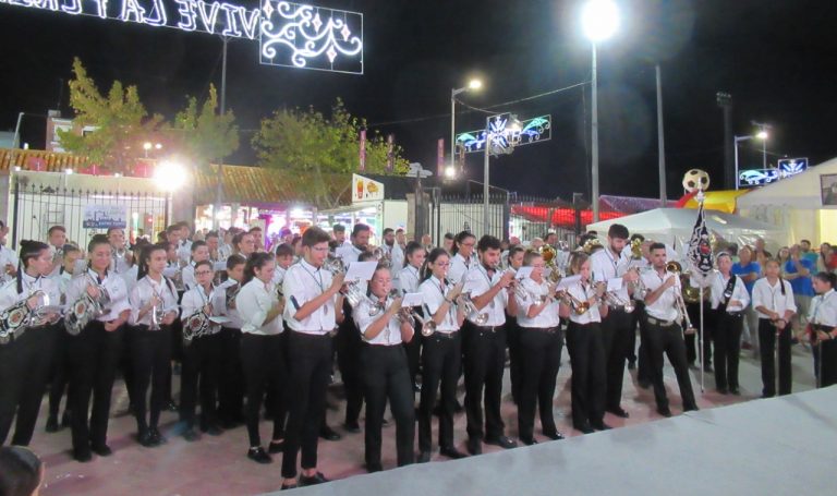 Actuación de la Banda de Cornetas y Tambores Ntra. Sra. del Dolor en Aguadulce (Almeria)