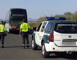 La Guardia Civil de Hellín inmoviliza a un autobús, cuyo conductor dio positivo por drogas