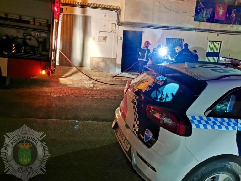 Incendio en la madrugada del pasado miércoles en la calle Baeza