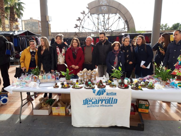 Mercadillo navideño de la Asociación Desarrollo de Hellín