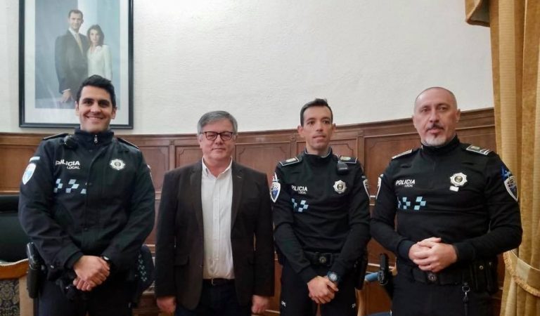 Rafael López Hermosilla y Antonio Valenciano Martínez, nuevos oficiales de la Policía Local