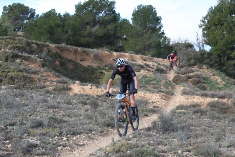 Alberto López consigue el segundo puesto en la Ruta BTT Caudete Extreme