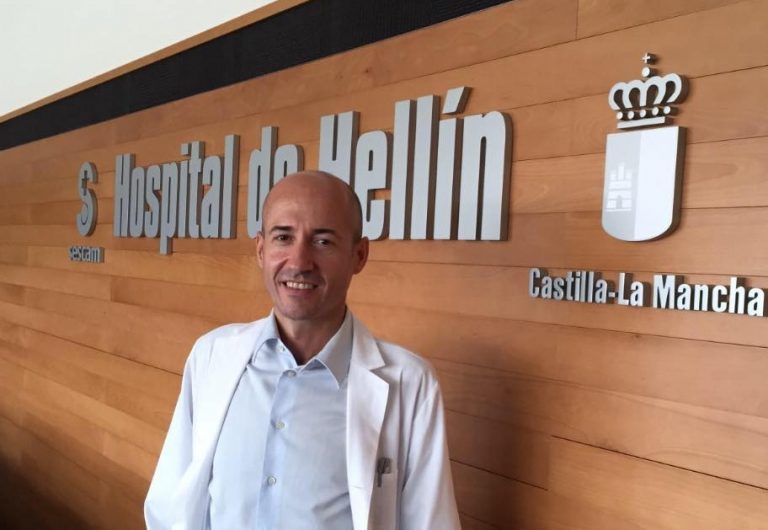 Ángel Losa deja la gerencia del Hospital de Hellín