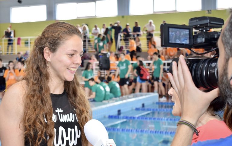 La nadadora Nerea Ibáñez con dificultades para entrenar