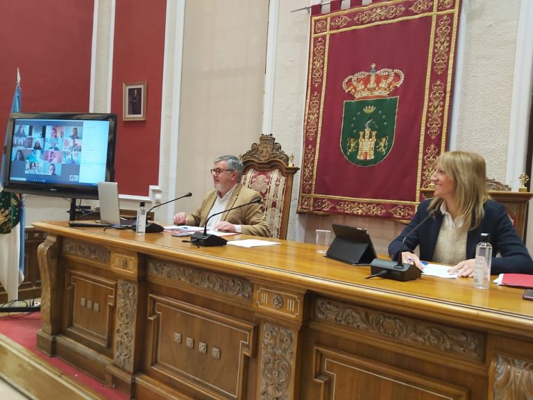 Las mociones llevaron la polémica al Pleno