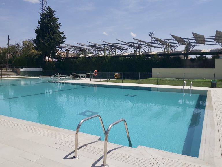 El Ayuntamiento tendrá que abonar al concesionario de las instalaciones de La Caseta y La Piscina Municipal una compensación de 38.504 euros  