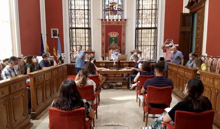 El Pleno del Ayuntamiento rechaza las mociones del PP, dirigidas a las mejoras de la zona del Calvario y los polígonos industriales