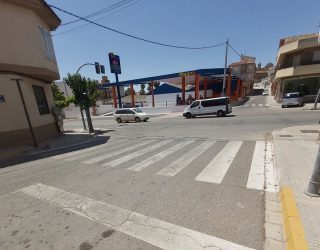 VOX pide mejorar la accesibilidad peatonal del barrio El Pino
