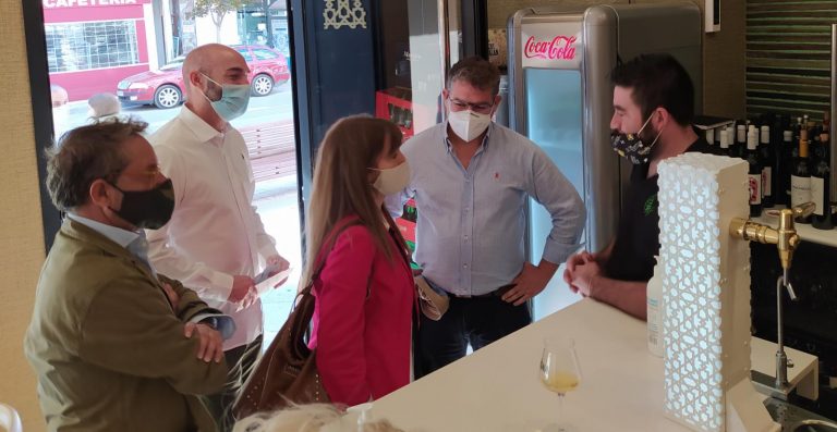 Tania Andicoberry acusa a  García-Page de copiar “las ocurrencias de Paco Núñez”